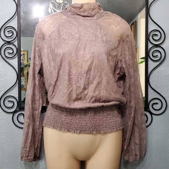 Eva Mendez New York & Co. Lace Longsleeved Smock Waist Top Blouse Size M - Picture 11 of 11